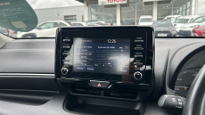 Toyota Yaris 1.5 Hybrid Icon 5dr CVT Hybrid Hatchback